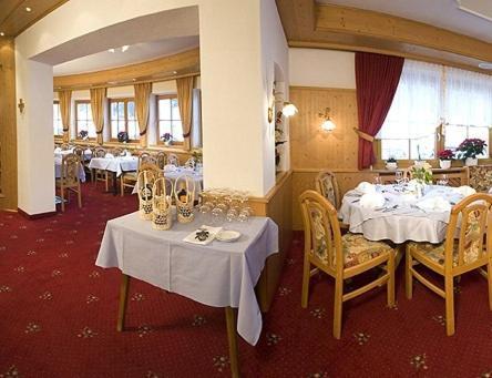 Hotel Persura Ischgl Exterior photo